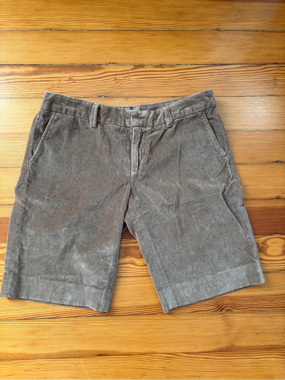Vintage Y2K Gap Cotton Velvet Button Cinch-Waist Bermuda Shorts